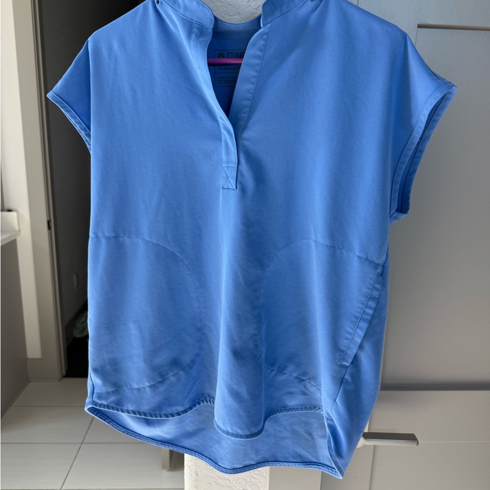 Figs Light Blue Technical Collection Top